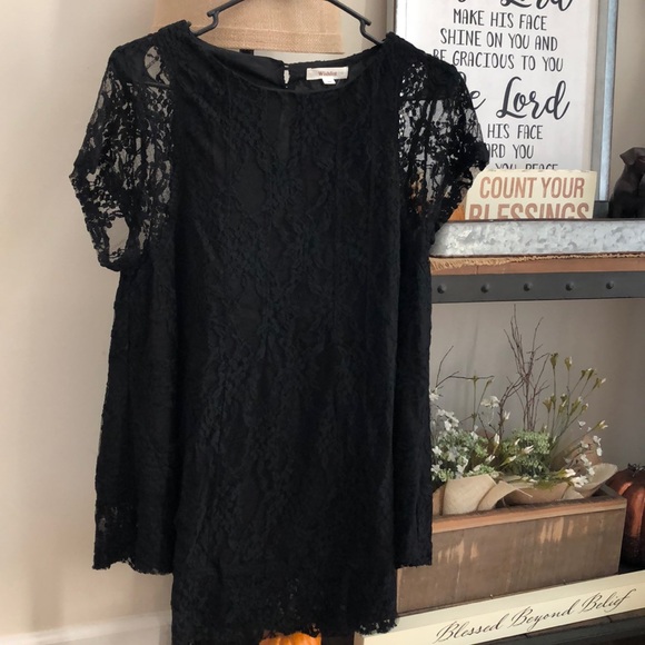 Women’s Wishlist short sleeve lace swing top - Picture 6 of 6